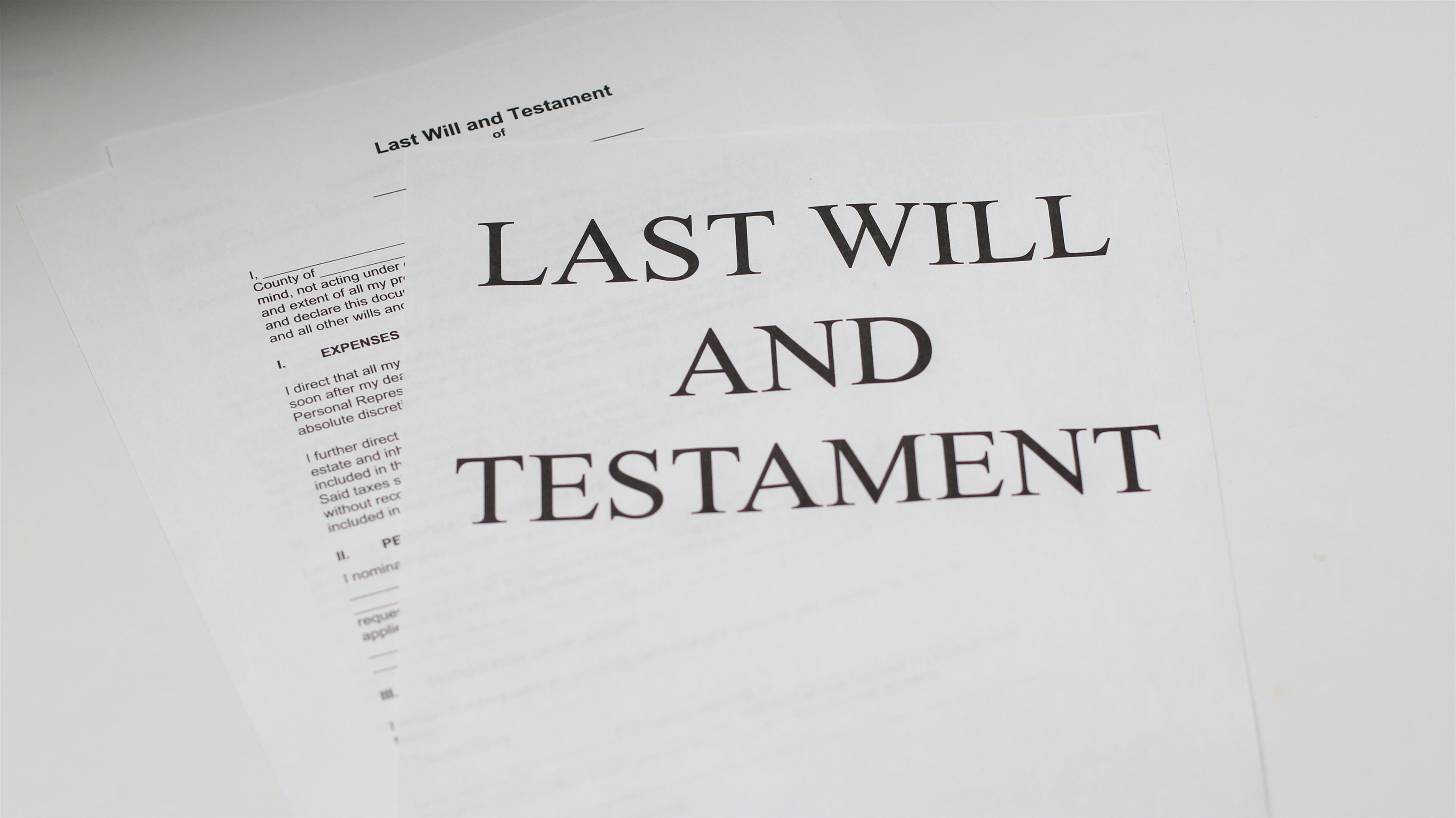 The Will and the Post-Mortem Affairs Entrustment Contract